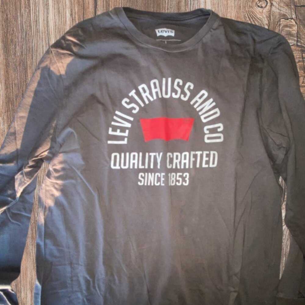 Levi’s Long Sleeve Shirt